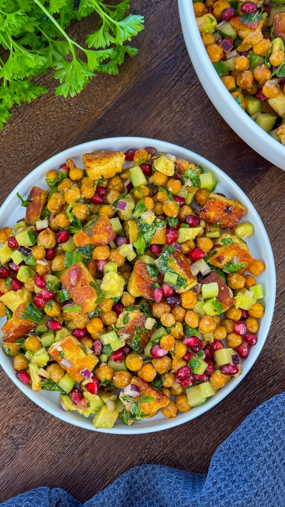 Hot Halloumi Kichererbsen Salat