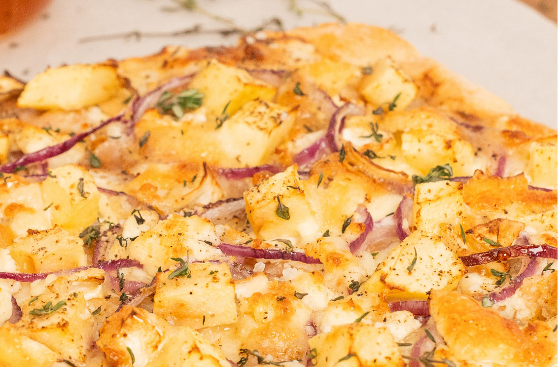 Vegetarische Flammkuchen mit Ziegenkäse und Honig